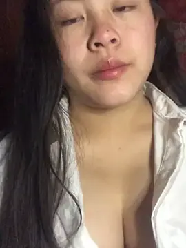 Tiiahpu  live sex cam