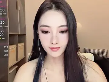 Tindraa  live sex cam