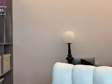 Tindraa  live sex cam