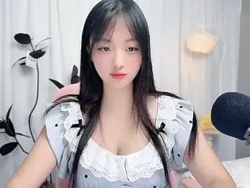 Winnie666999  live sex cam
