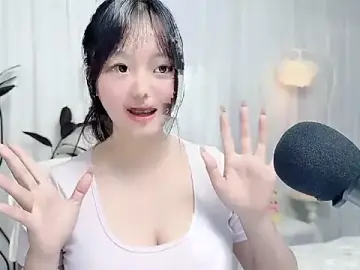 Winnie666999  live sex cam