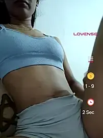 Baby_jannat  live sex cam