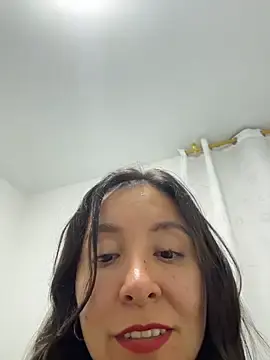 Emely_sexx20  live sex cam