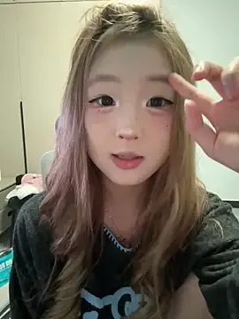 Lelebaybay888  live sex cam