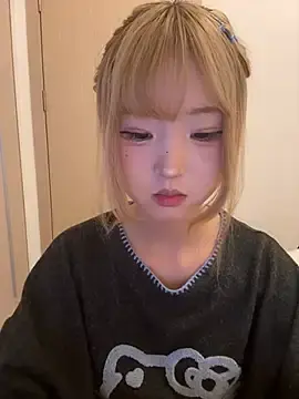 Lelebaybay888  live sex cam
