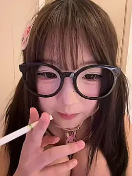Lelebaybay888  live sex cam