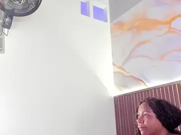 Mia_pineda  live sex cam
