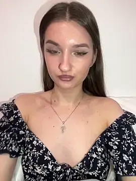 Green_eyes_lady  live sex cam