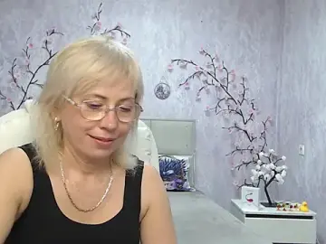 LaurenWishy  live sex cam