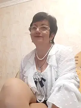 Lota5821  live sex cam