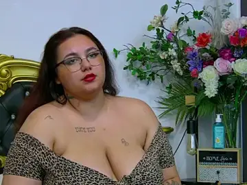 NeferaBabe  live sex cam