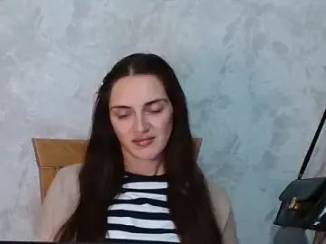 RoxiCherry  live sex cam