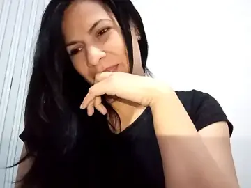 Zaratby  live sex cam