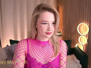 LauraWifeness  live sex cam