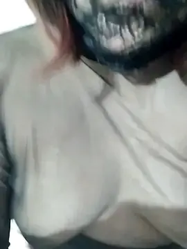 Miriiam-Mndozza  live sex cam