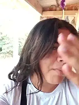 Kari_24  live sex cam