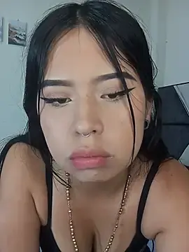 Emily_Cat18  live sex cam