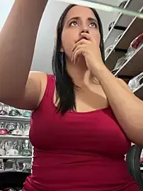 GiaDuque  live sex cam