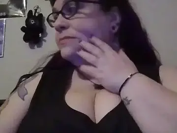 GothyBaby  live sex cam