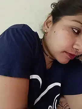 Heyy_Anshi  live sex cam