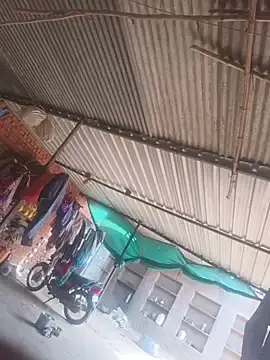 Hot_raaani  live sex cam