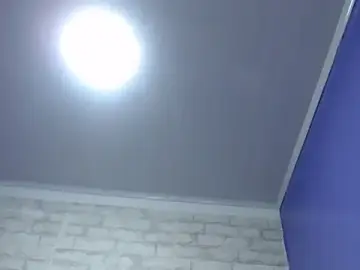 Milf-Prettyboobs  live sex cam