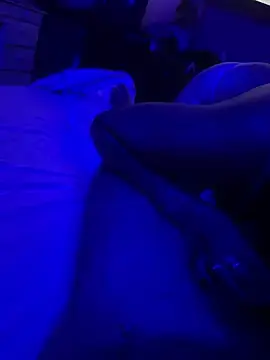 ParejaHMbsas  live sex cam