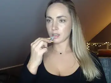 ScarlettSensitive  live sex cam