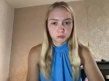 Blondegirl2026  live sex cam