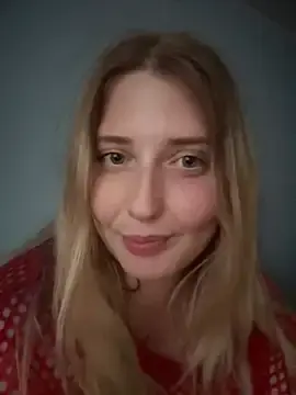 Malinkaa99  live sex cam