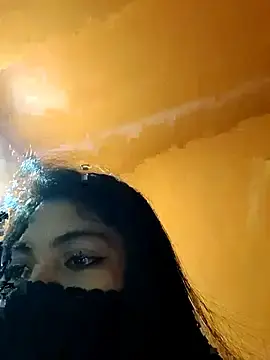 Priya_26  live sex cam