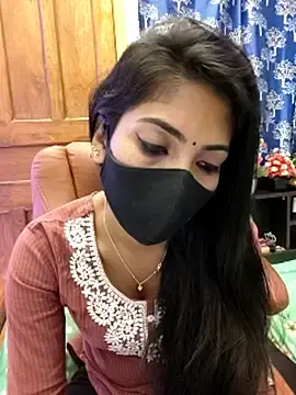 Priya_26  live sex cam