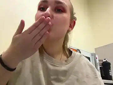 AvaClarky  live sex cam