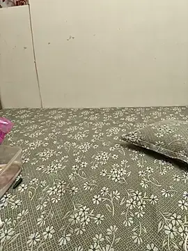 Cute_Kritika  live sex cam