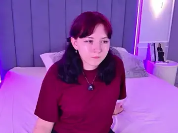 SylvieInverness  live sex cam