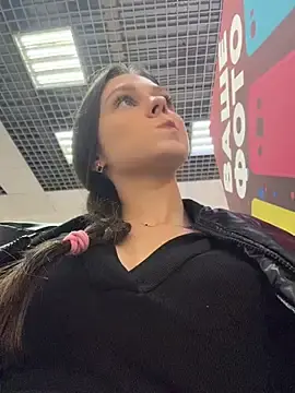 Ttixmila  live sex cam