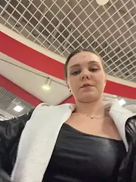 Ttixmila  live sex cam