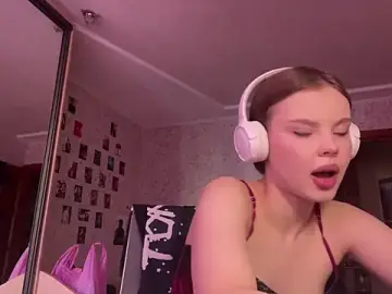 Vivienneyourdream  live sex cam