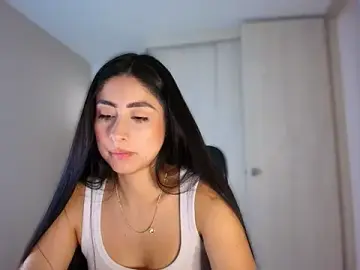 Auroracaruso11  live sex cam