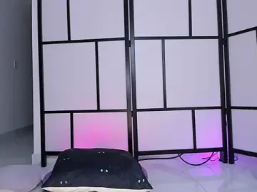 Damnliciousss  live sex cam