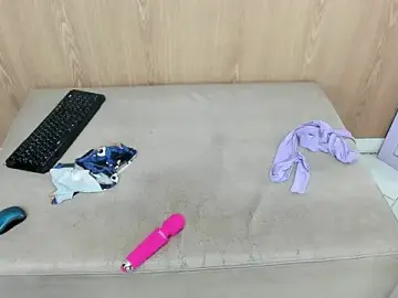 Jenelotizz06  live sex cam