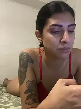 Moronoiroficial  live sex cam