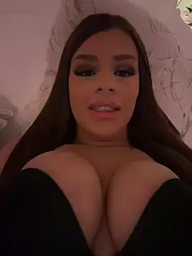 BellaaVixen  live sex cam