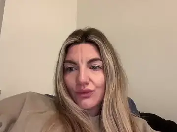 Cynavill  live sex cam
