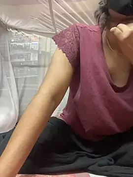 Horny_chubby_girl_  live sex cam