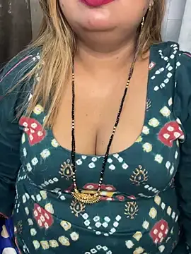 Oh-Monika87  live sex cam