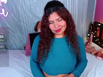 Queenamazon1  live sex cam