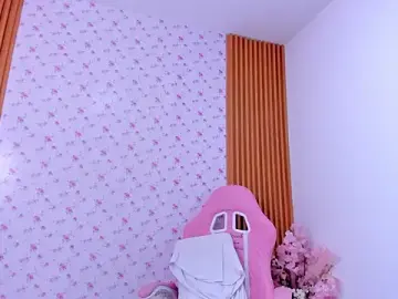 Soyqueen  live sex cam