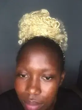 Tumieee  live sex cam