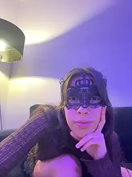 Reginaworking  live sex cam